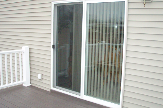 Poinciana-screen-door-repair